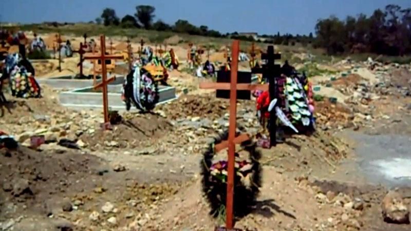 Нелюдські поховання у Криму: на сміттєзвалищі знайшли могили людей