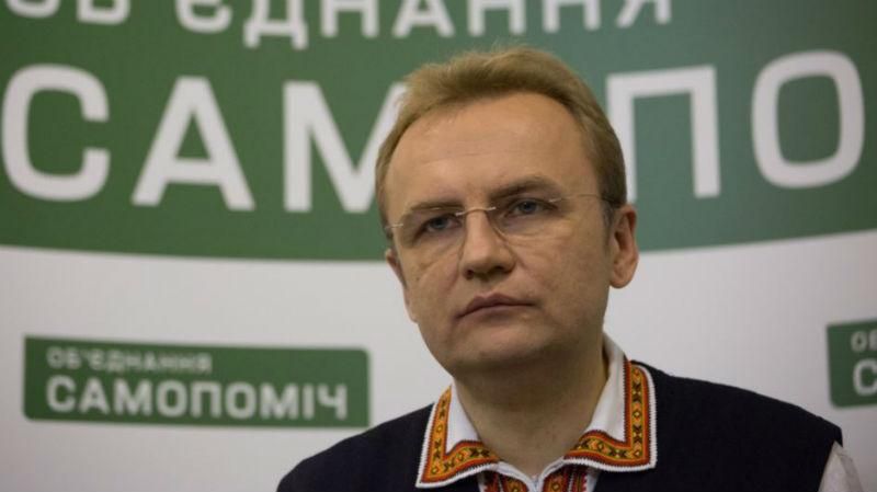 Садовый озвучил Порошенко требования относительно закона о местных выборах