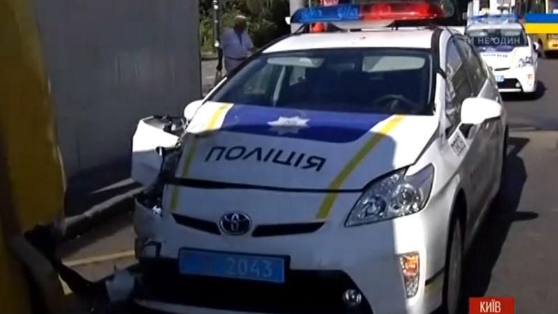 За утро патрульные попали сразу в несколько аварий За утро патрульные попали сразу в несколько аварий