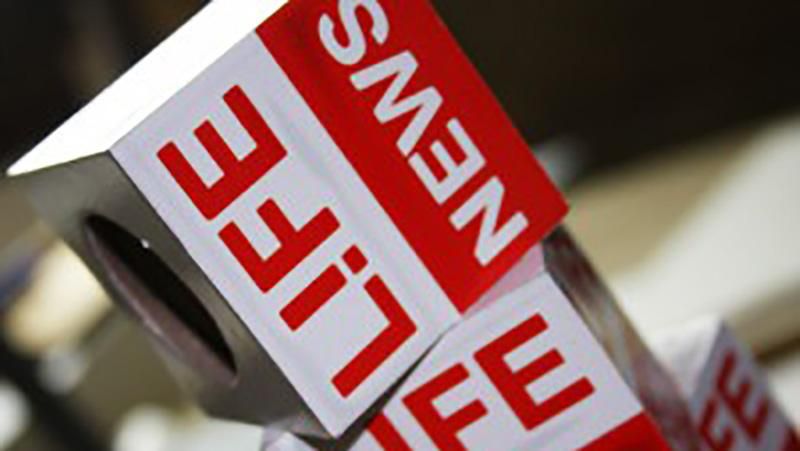 Терористи "ЛНР" знущалися над журналістом LifeNews Терористи "ЛНР" знущалися над журналістом LifeNews