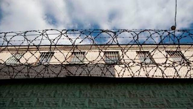 С оккупированного Луганска сбежало пять опасных убийц С оккупированного Луганска сбежало пять опасных убийц