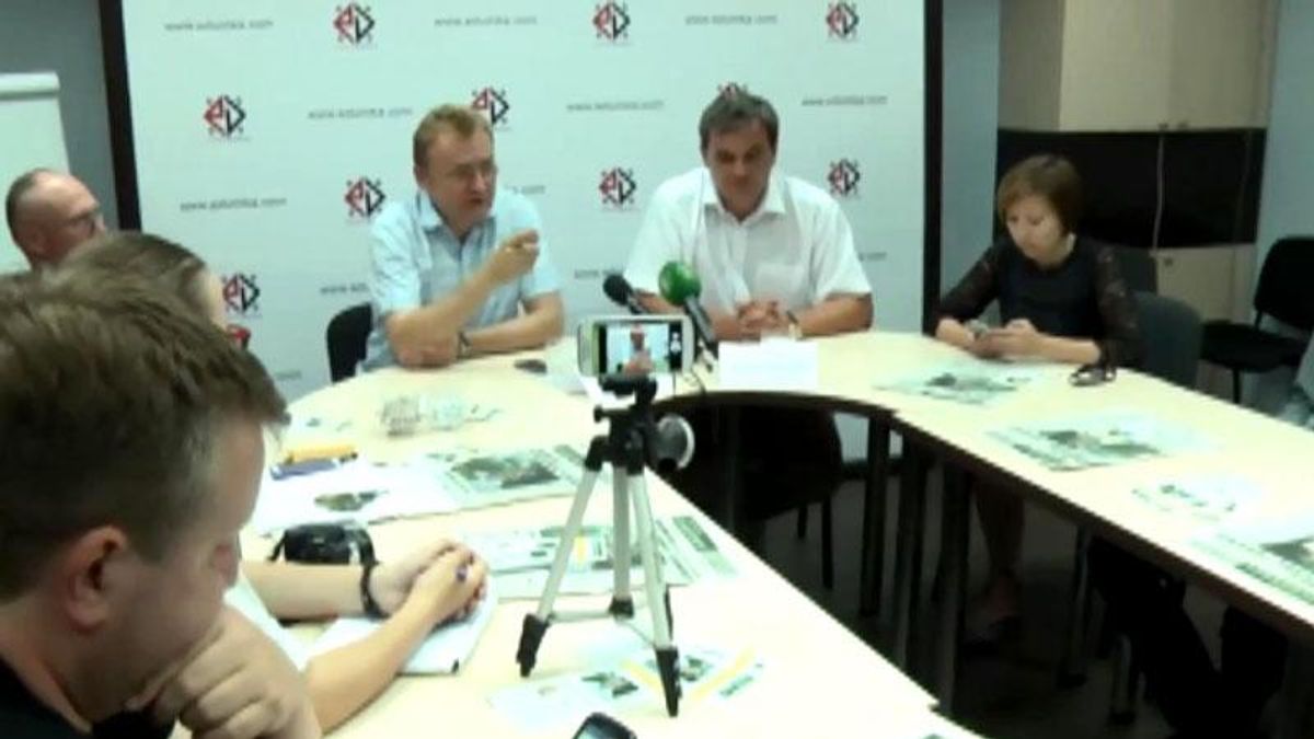 У Чернігові зафіксували спроби грубих фальсифікацій У Чернігові зафіксували спроби грубих фальсифікацій