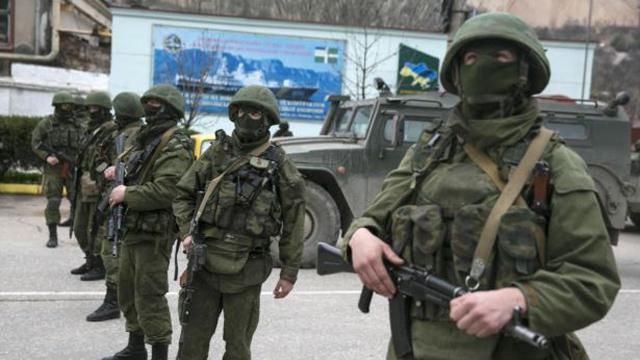 У штабі АТО розповіли, чим озброєні російські солдати в Україні 