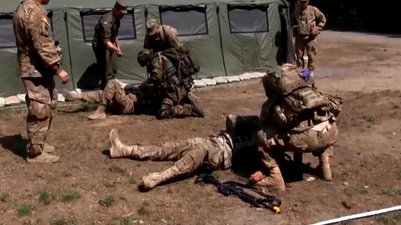 Как американцы учат украинцев воевать Как американцы учат украинцев воевать