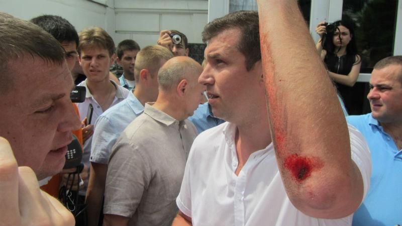 Мэр Полтавы объяснил, почему наехал автомобилем на толпу людей Мэр Полтавы объяснил, почему наехал автомобилем на толпу людей