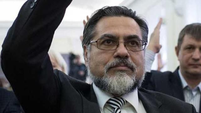 Луганські терористи погрожують провести місцеві вибори і без України Луганські терористи погрожують провести місцеві вибори і без України