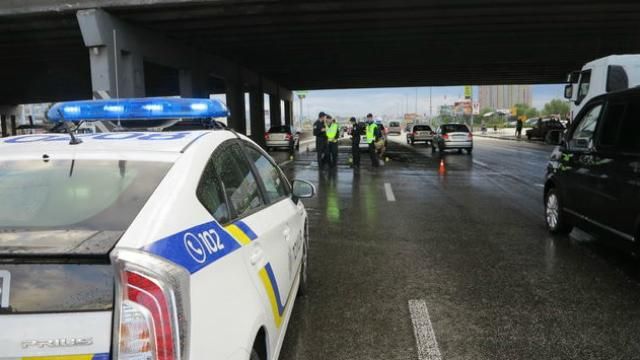 ДТП в Києві: Чоловік загинув під колесами іномарки 