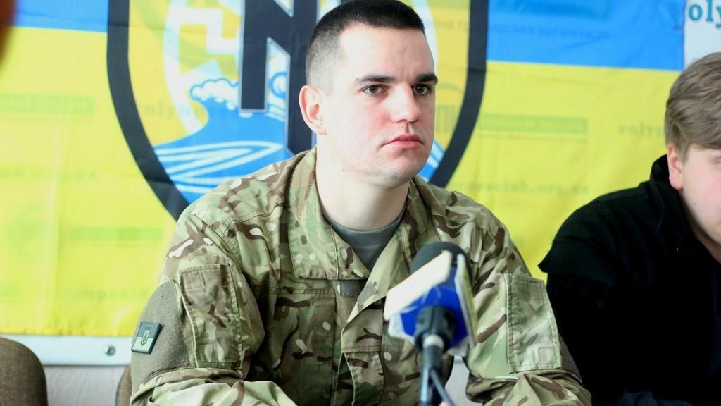 "Азов" приостановил переход бойцов "Правого сектора" в свои ряды
