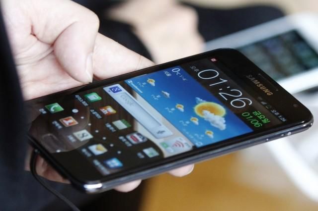 Вскоре смартфоны Samsung будут определять процент жировой ткани