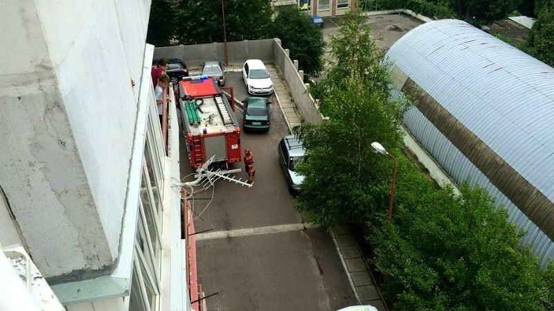 Взрыв возле райотдела во Львове: тяжело ранен милиционер