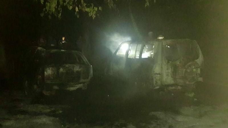 Беспокойная ночь в Ужгороде: взрывы и сожженные машины