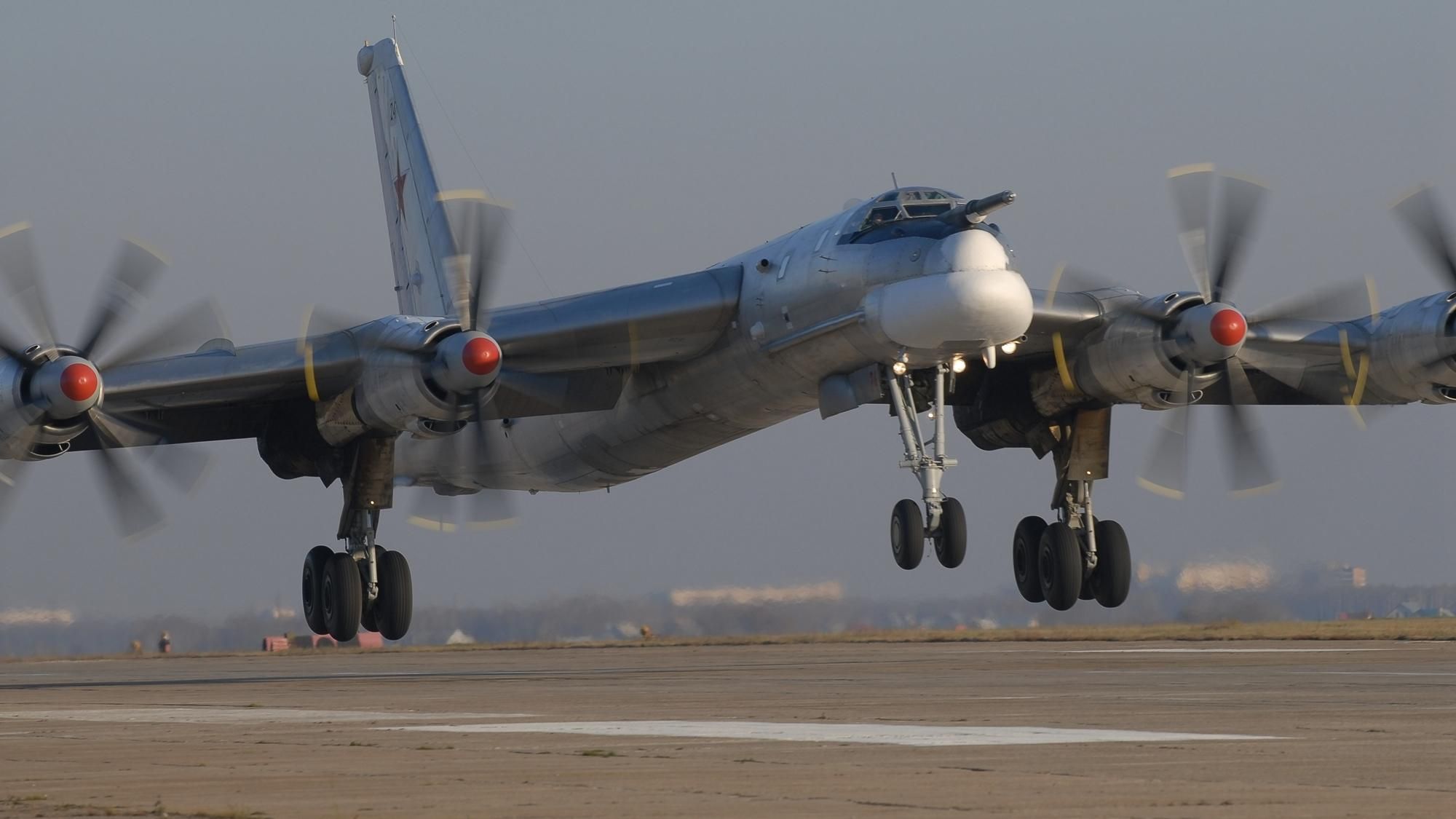 Американці здогадуються, чому російські літаки часто падають Американці здогадуються, чому російські літаки часто падають