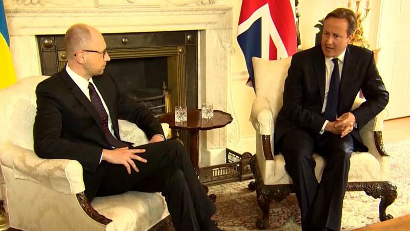Яценюк с Великобританией договорился о реформах в Украине Яценюк с Великобританией договорился о реформах в Украине