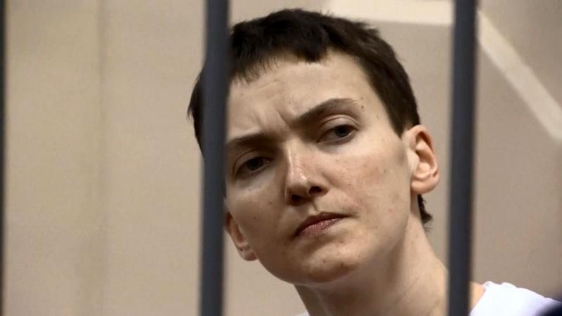 Савченко наказали збирати речі: її перевозять невідомо куди Савченко наказали збирати речі: її перевозять невідомо куди