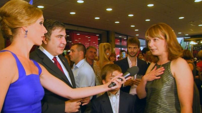 Саакашвили привез в Одессу жену и сына