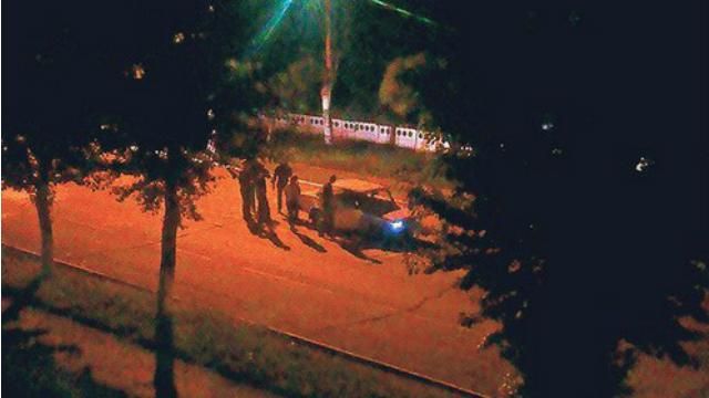 Автомобіль бойовиків розстріляли невідомі Автомобіль бойовиків розстріляли невідомі