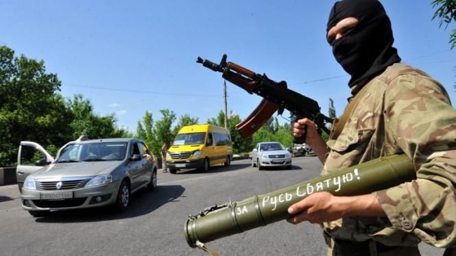 На Луганщині найманців набирають за оголошеннями на вулицях