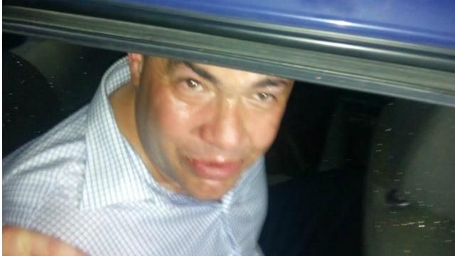 Во Львове водитель иномарки устроил ДТП. Прохожие не позволили ему убежать Во Львове водитель иномарки устроил ДТП. Прохожие не позволили ему убежать