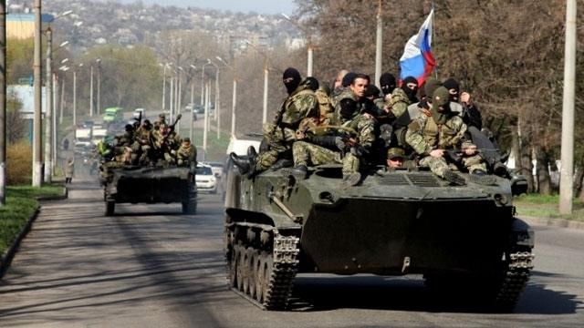 Четыре группы тяжелой техники врага работают под Донецком, — Тымчук