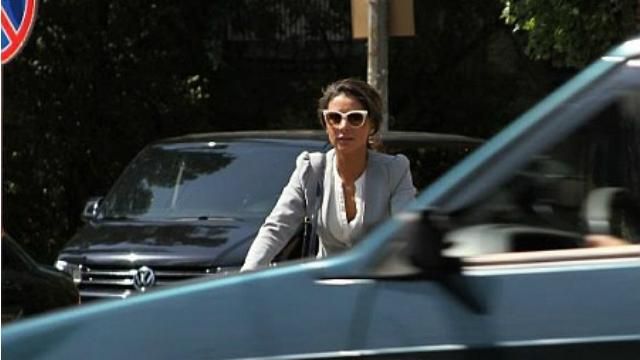 Злата Огневич гасає Києвом на велосипеді Злата Огневич гасає Києвом на велосипеді