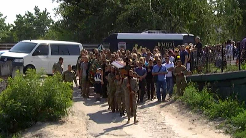 Разведчика "Правого сектора" провели в последний путь