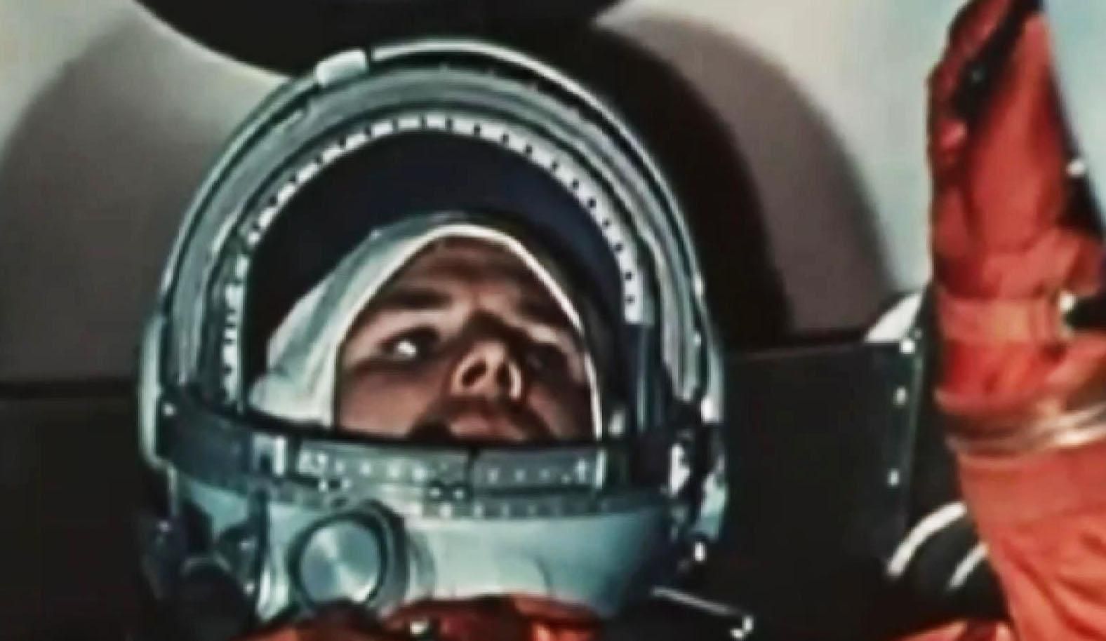 Перший крок на Місяць став величезним кроком для усього людства Перший крок на Місяць став величезним кроком для усього людства