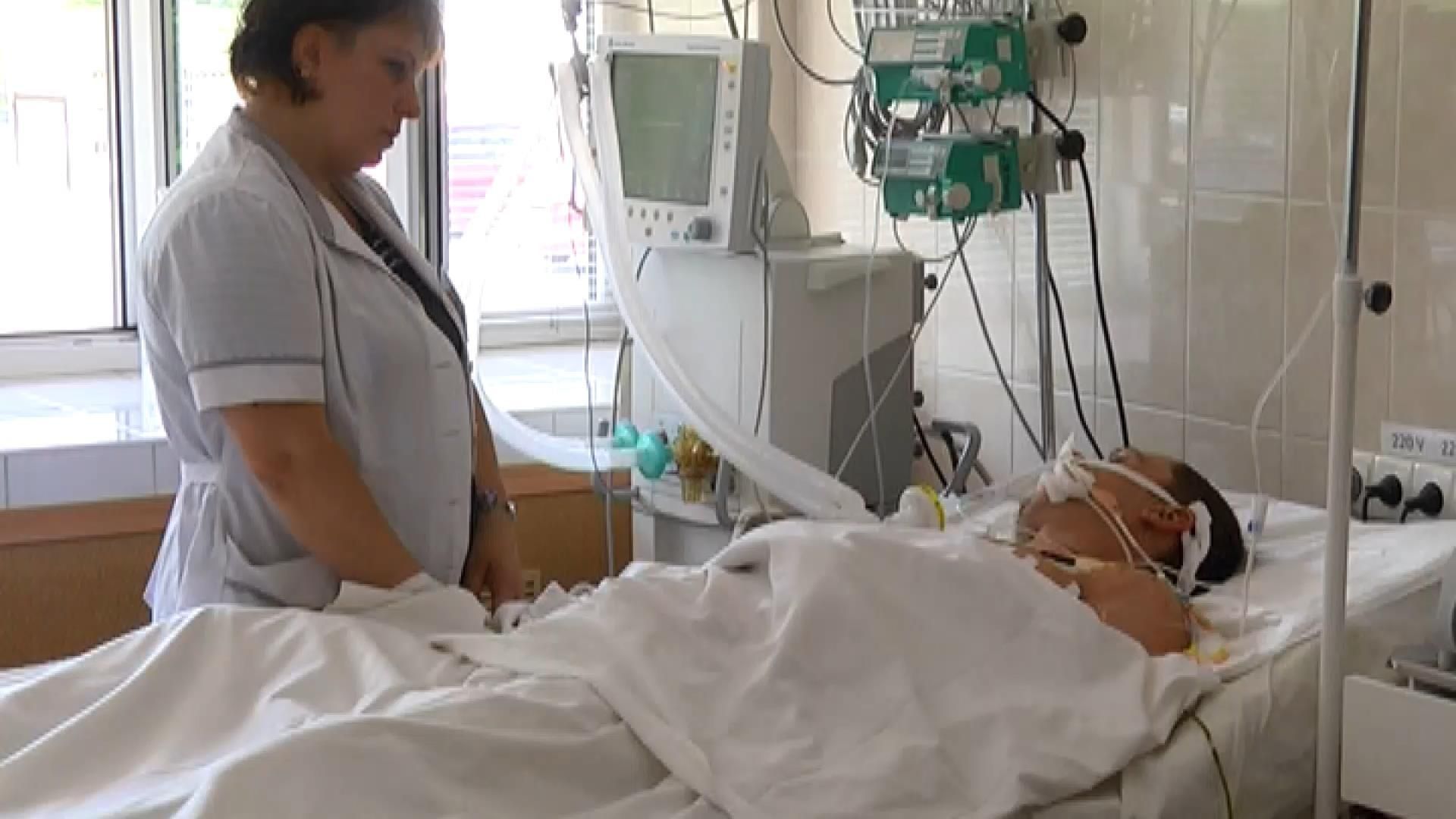 Медики врятували бійця, який був за крок до смерті Медики врятували бійця, який був за крок до смерті