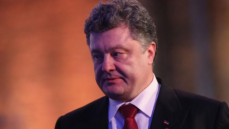 Порошенко пожартував про космічні ціни на перельоти авіалініями Коломойського 