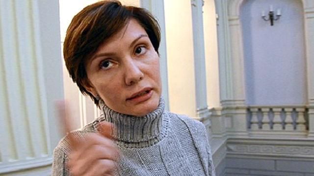 Колишні земляки-біженці затролили Олену Бондаренко у Фейсбуці