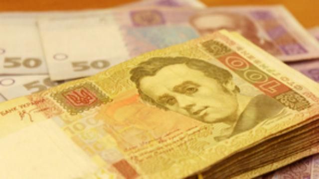 Гривня знову слабшає Гривня знову слабшає