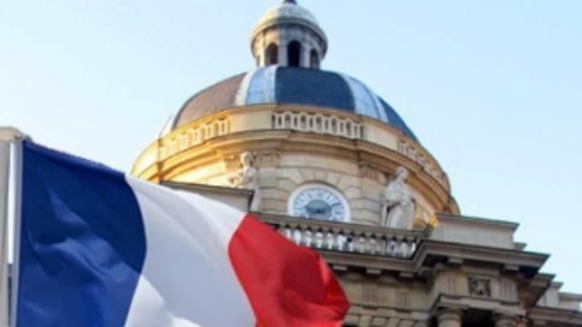 Французькі сенатори-ліберали вже не їдуть до Криму Французькі сенатори-ліберали вже не їдуть до Криму