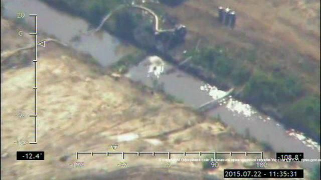 Пограничники сняли кино о незаконной добыче янтаря Пограничники сняли кино о незаконной добыче янтаря