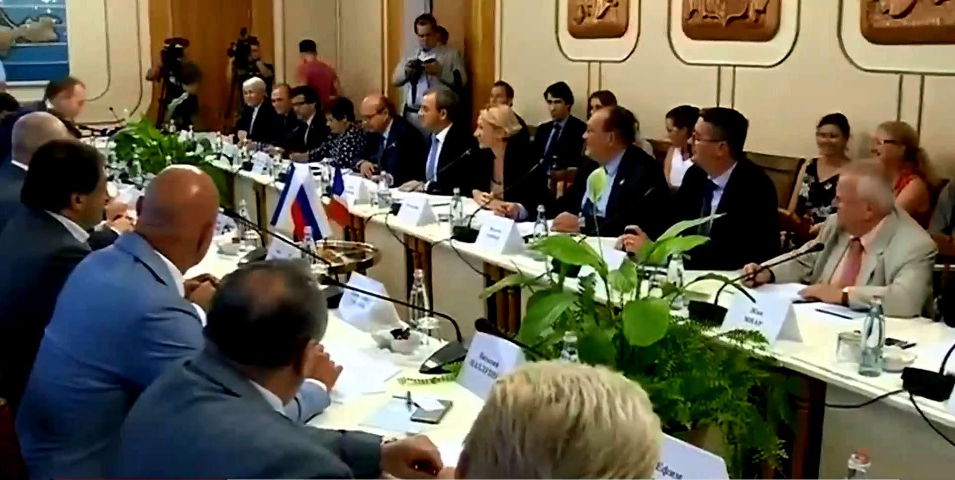 Пригоди французьких депутатів на півострові "Крим-наш" Пригоди французьких депутатів на півострові "Крим-наш"