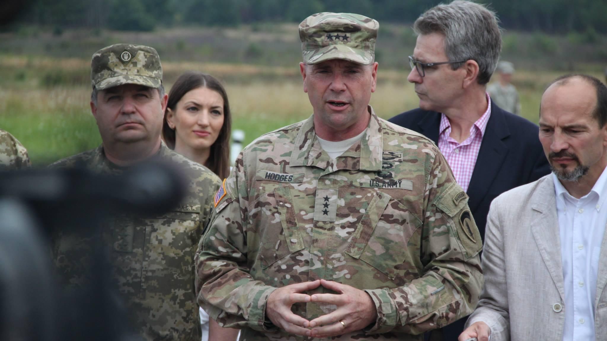 С осени американцы будут тренировать еще и украинскую армию