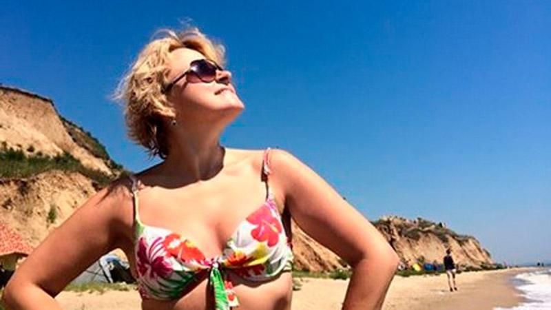 Украинскую певицу обокрали на море Украинскую певицу обокрали на море
