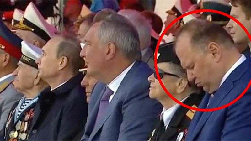 Другий конфуз за день: під носом в Путіна заснув губернатор
