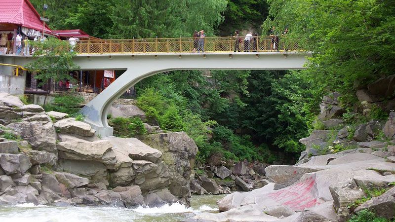 Турист поплатился жизнью за незабываемое фото в Карпатах