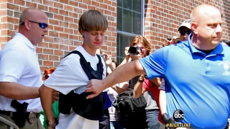 Чоловік отримав смертельний удар ножем під час молитви Чоловік отримав смертельний удар ножем під час молитви