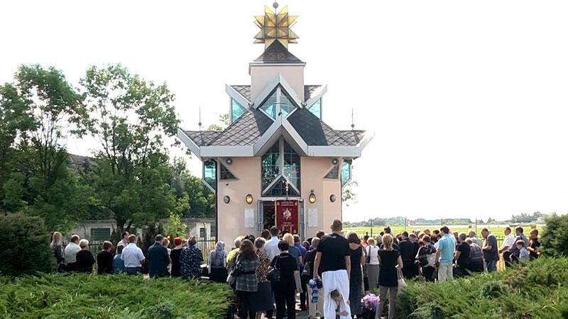 Сім'ї жертв кривавої трагедії під Скниловом досі не можуть прийти до тями