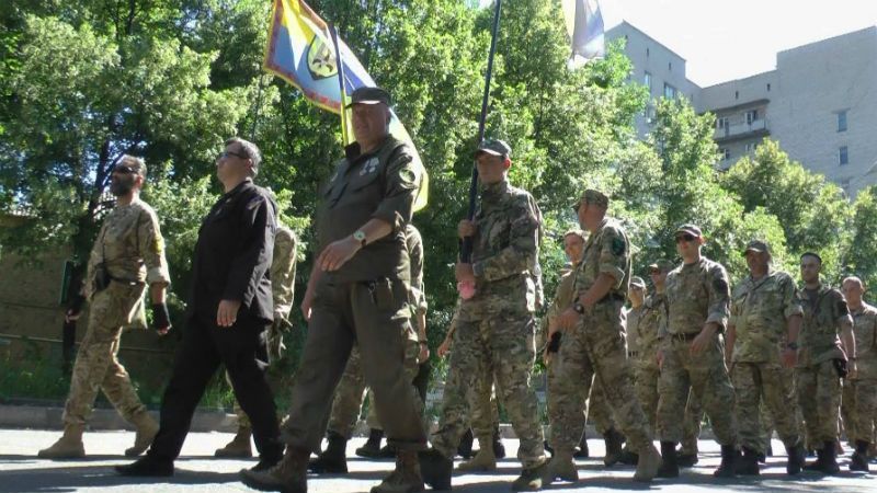 "Донбасс" вместе с техникой покидает Широкино