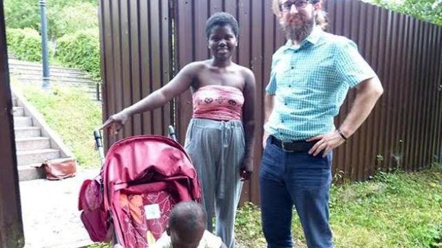 Расистський скандал на Закарпатті: темношкіру з немовлям виштовхали з маршрутки