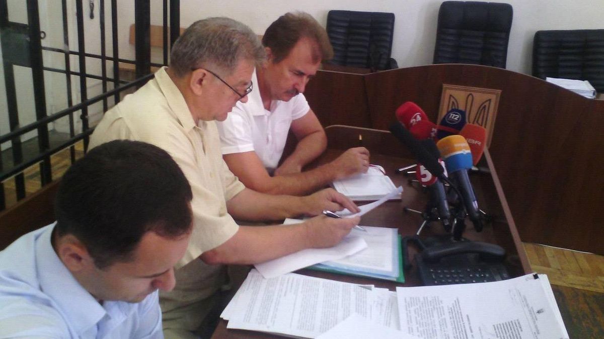 Суд над Поповым за разгон Евромайдана начал допрашивать свидетелей