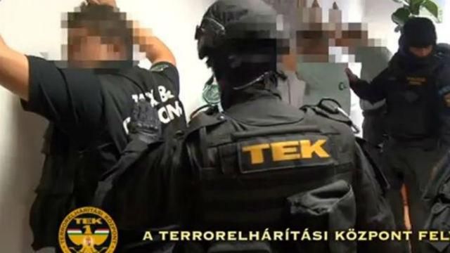 Через контрабанду із Закарпаття в Угорщині масово арештовують митників