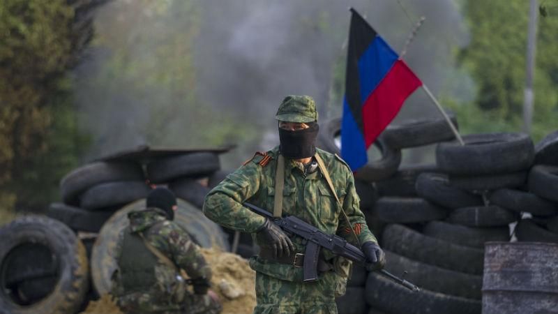 Сутки на фронте: боевики продолжают бить по мирному населению Сутки на фронте: боевики продолжают бить по мирному населению