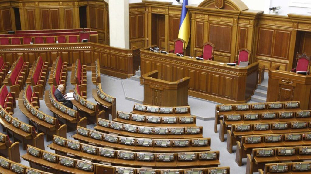 Депутати засумували за роботою Депутати засумували за роботою