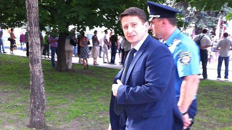 Екс-міліціонер, який здав Донецьк, засвітився в Києві