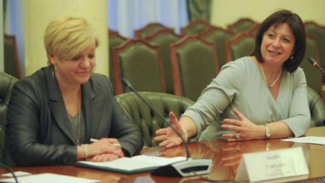 Яресько вже пообіцяла Гонтаревій гроші від МВФ Яресько вже пообіцяла Гонтаревій гроші від МВФ
