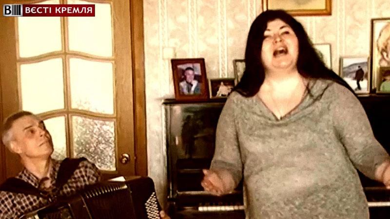 Як "ура-патріотична" росіянка прославила Путіна Як "ура-патріотична" росіянка прославила Путіна