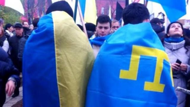 Порошенко пообещал крымским татарам национальную автономию в освобожденном Крыму