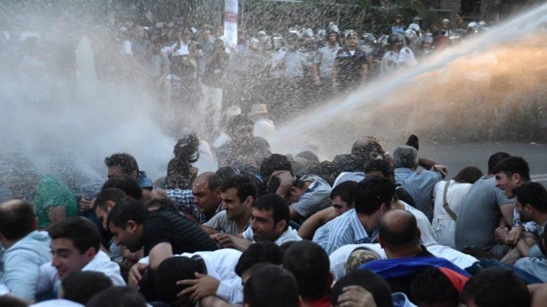 Майдан в Армении потерпел сокрушительное поражение Майдан в Армении потерпел сокрушительное поражение